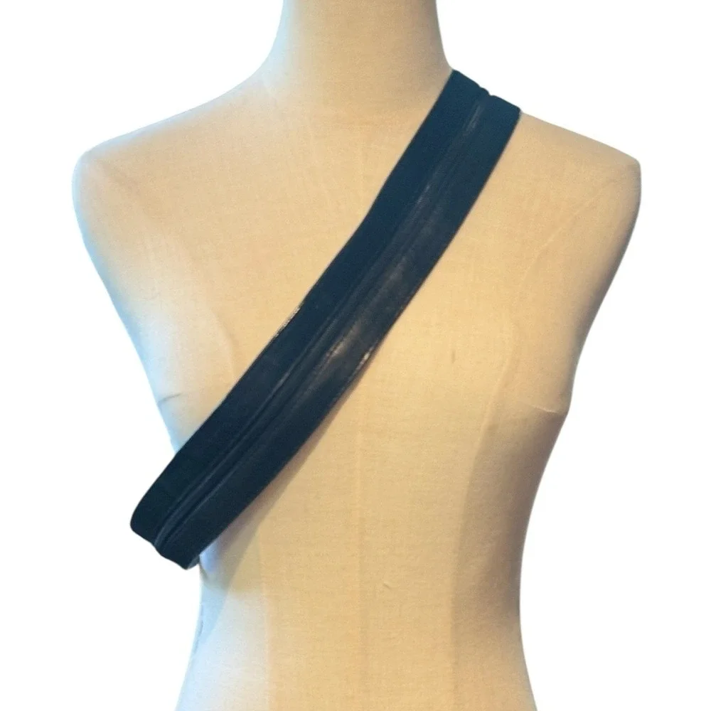 Baggallini Tan Crinkle Nylon Convertible Backpack Sling Bag‎ Organizer Purse